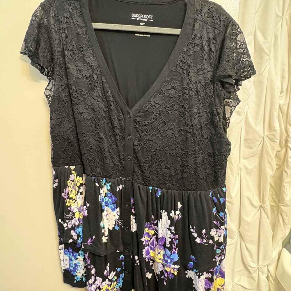 Torrid Black Floral Lace Blouse